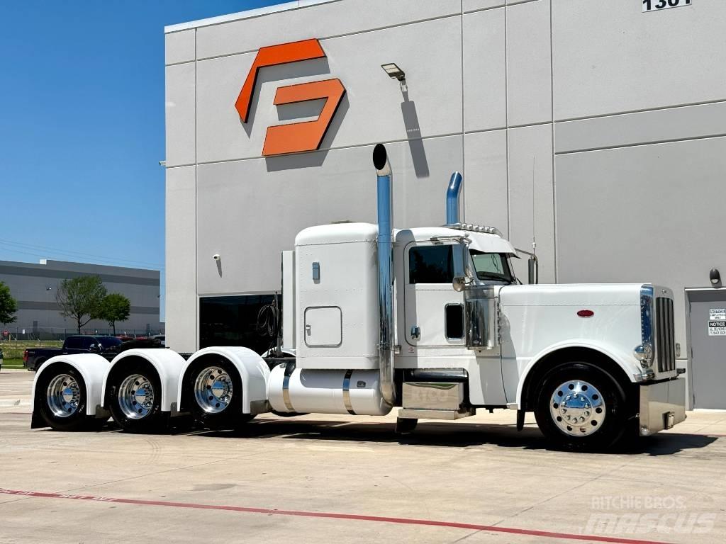 Peterbilt 389 Prime Movers