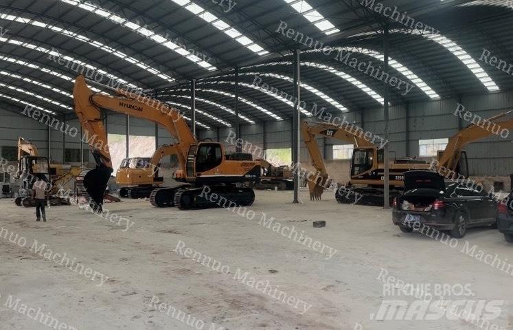 CAT 340D2L Crawler excavators