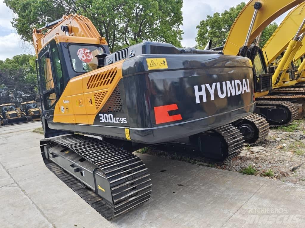 Hyundai 330LC-9S Crawler excavators