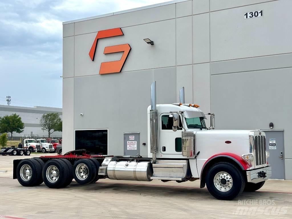 Peterbilt 389 Prime Movers