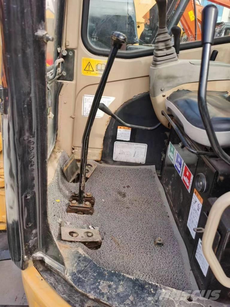 CAT 303 CR Mini excavators < 7t (Mini diggers)