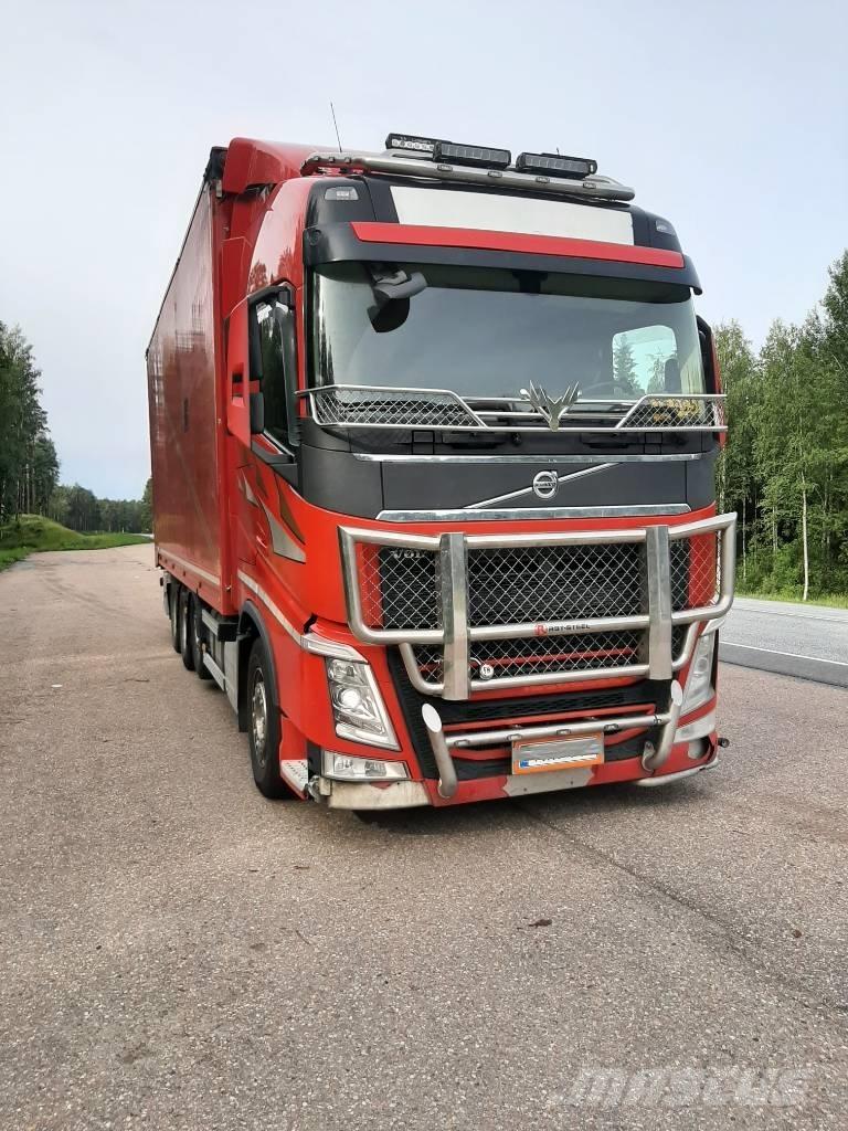 Volvo FH 13 Wood chip trucks