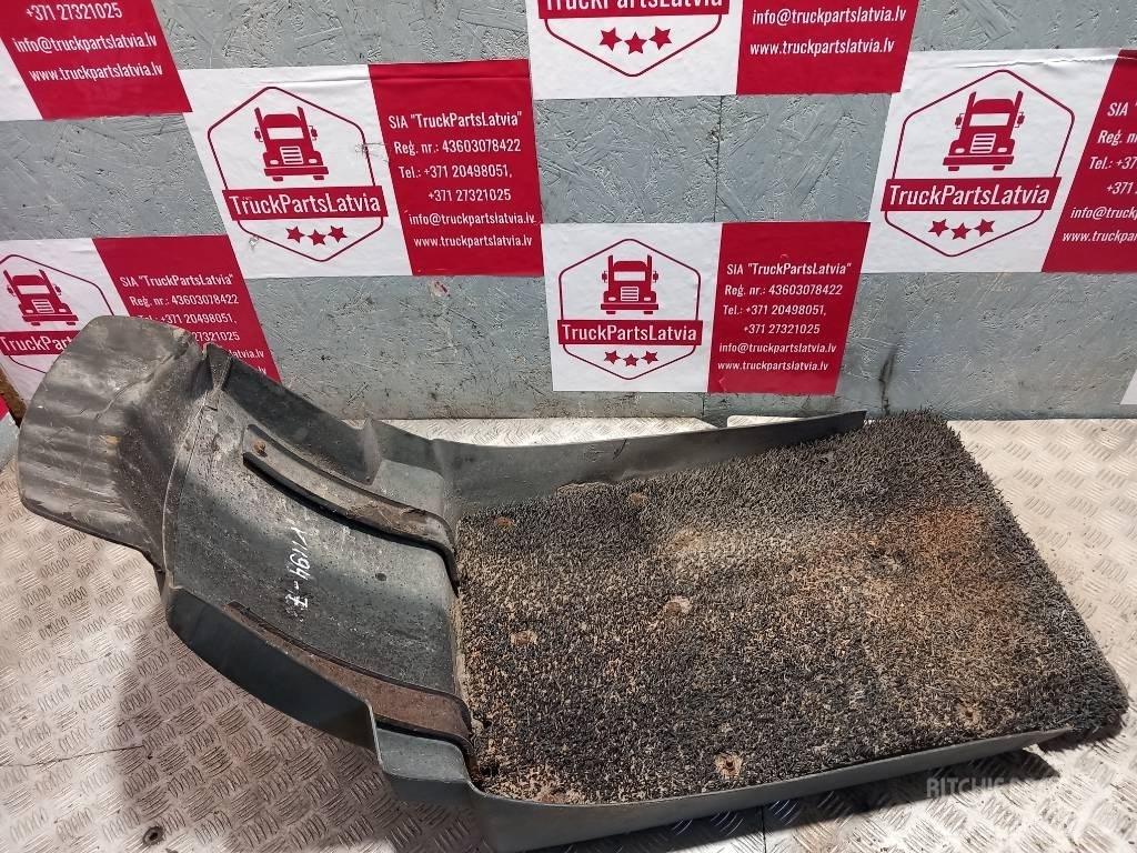 Volvo FH 12  20453901 Cabins and interior