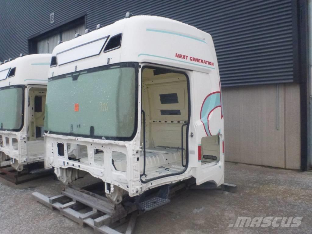 Scania R 650 Cabins and interior