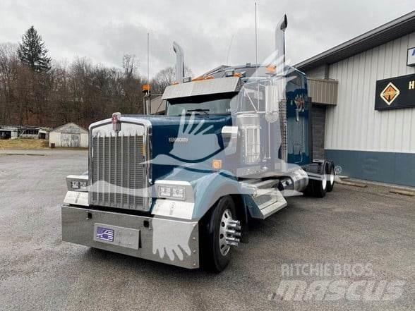 Kenworth W900 Prime Movers