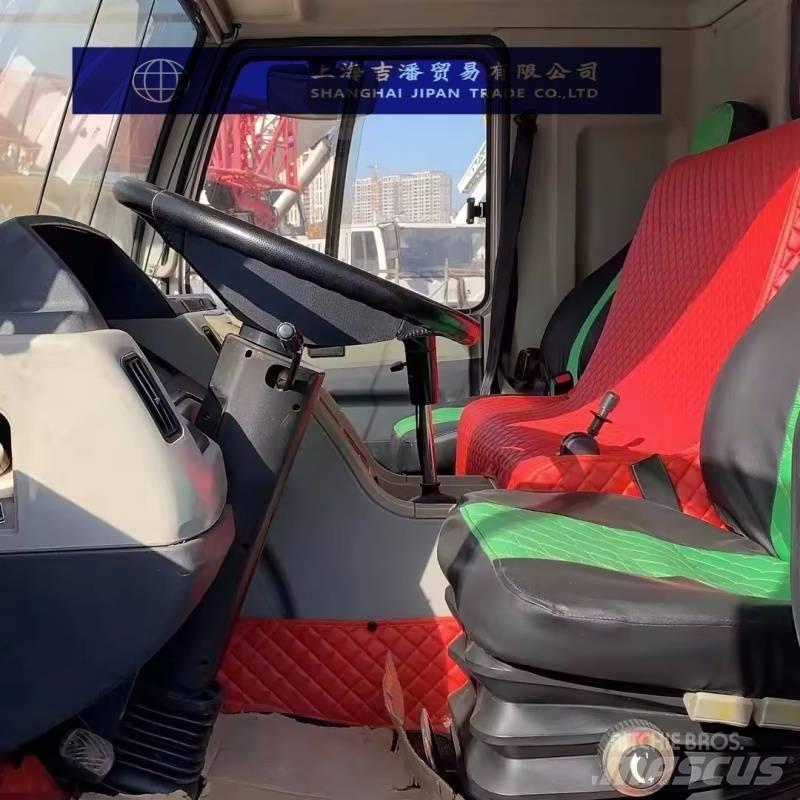 Zoomlion QY 30 V All terrain cranes