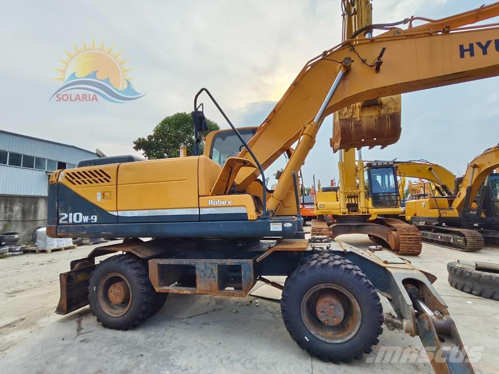 Hyundai Robex 210W-9 Wheeled excavators