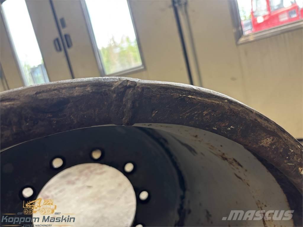 Valmet 890 24x26,5 Tyres, wheels and rims