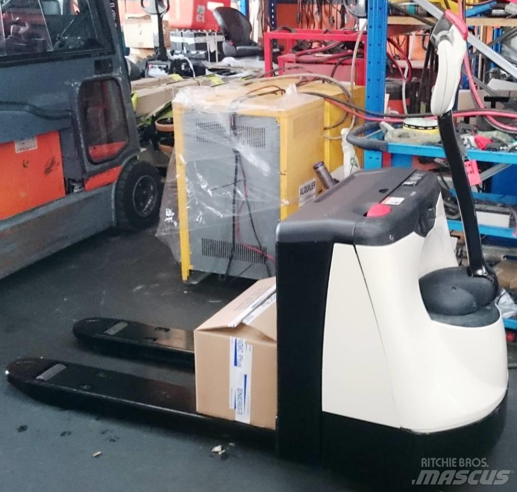 Crown WP 3015 Low lifter