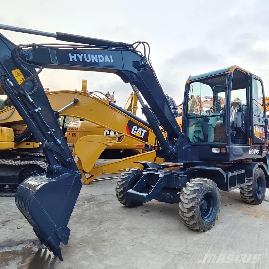 Hyundai R60W Wheeled excavators