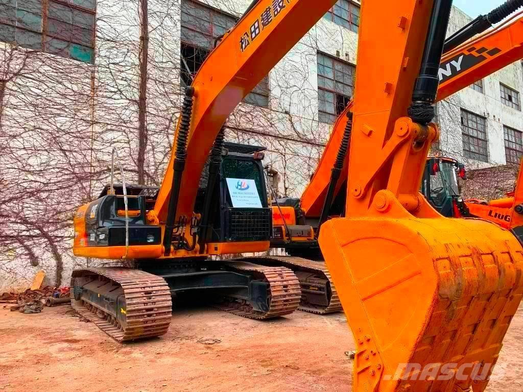 Carter 320D2 Crawler excavators