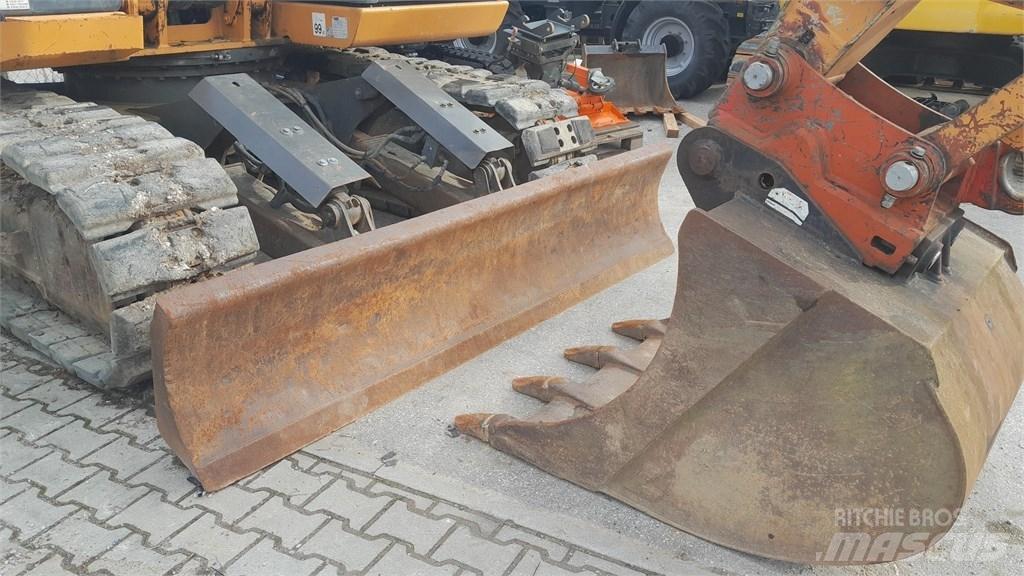 CASE CX 130 B Crawler excavators