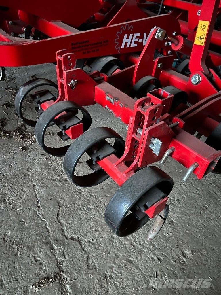 He-Va Euro-tiller 8m Harrows
