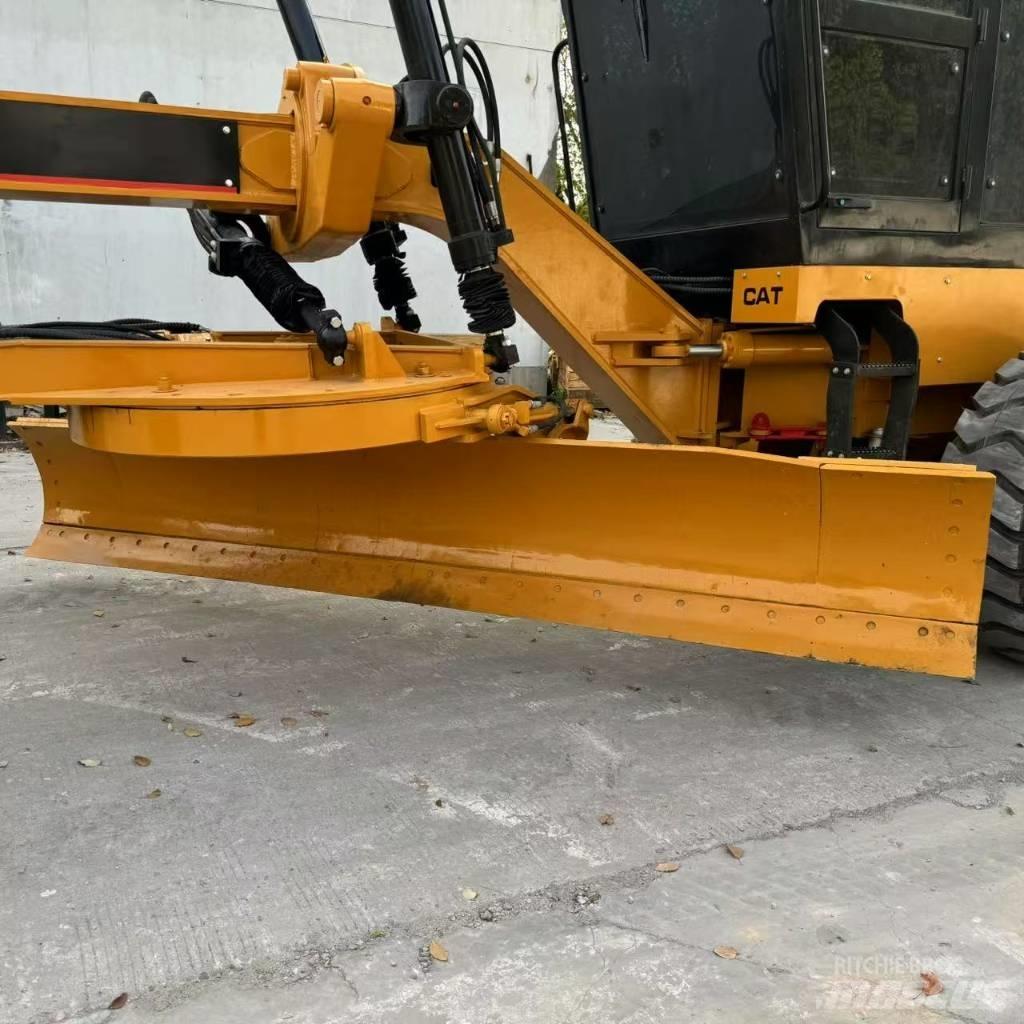 CAT 140 H Graders