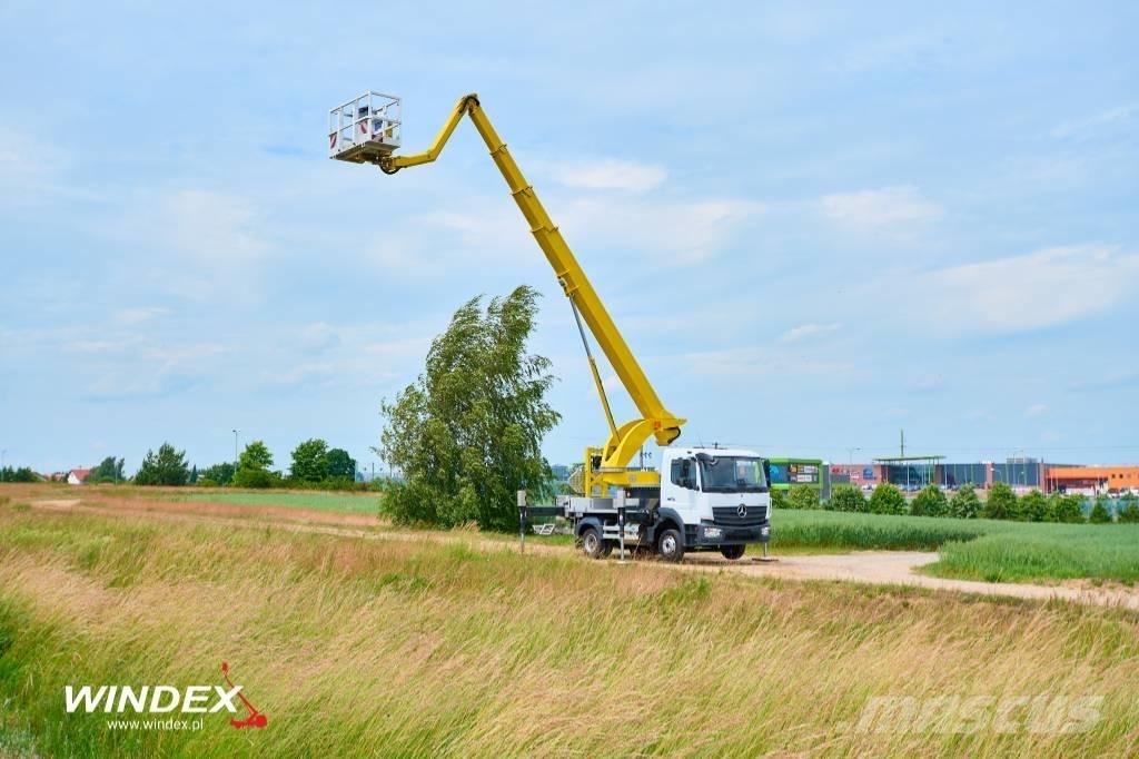 Palfinger P 300 KS Truck mounted platforms