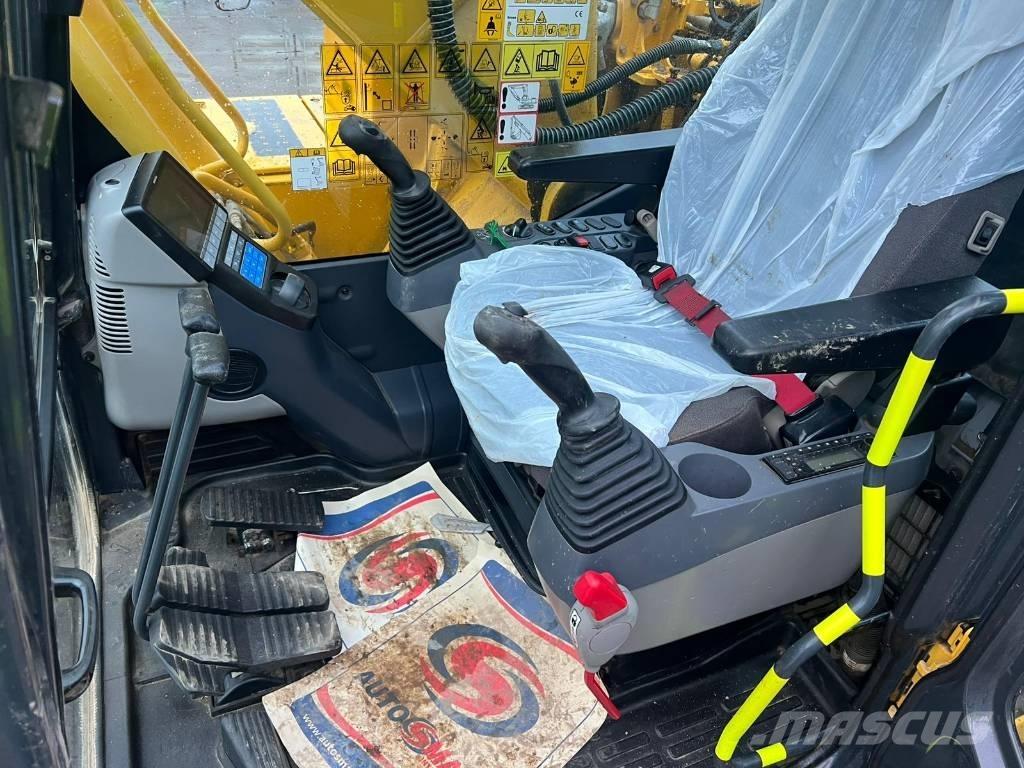 Komatsu PC 210-11 Crawler excavators