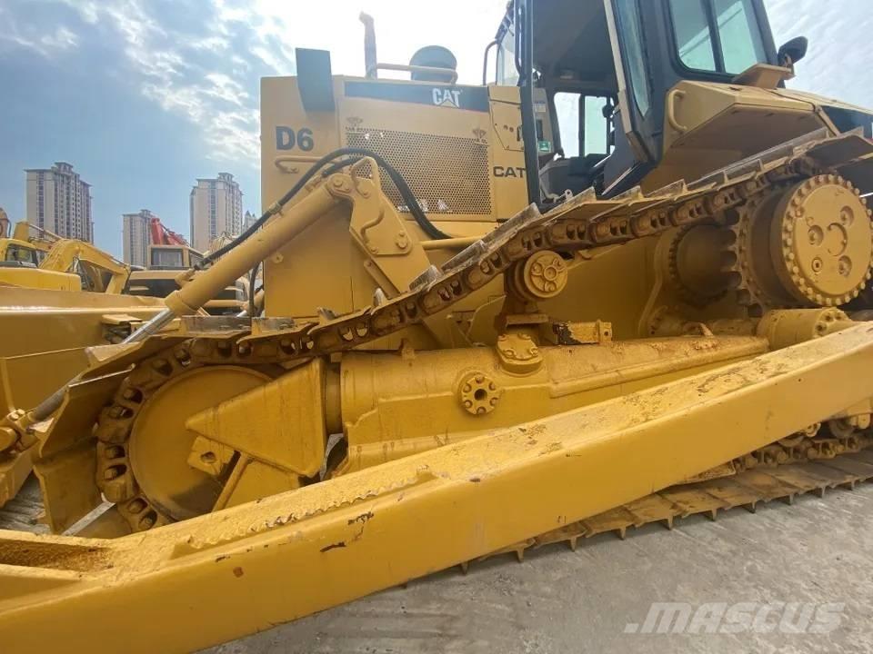 CAT D6R Crawler dozers