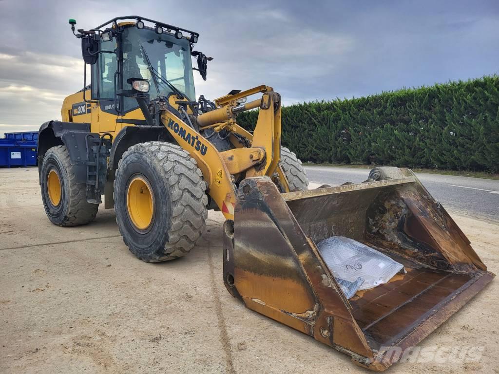 Komatsu WA200-8 Wheel loaders