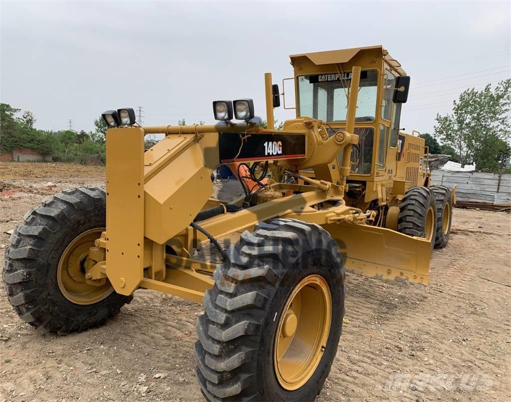 CAT 140 G Graders