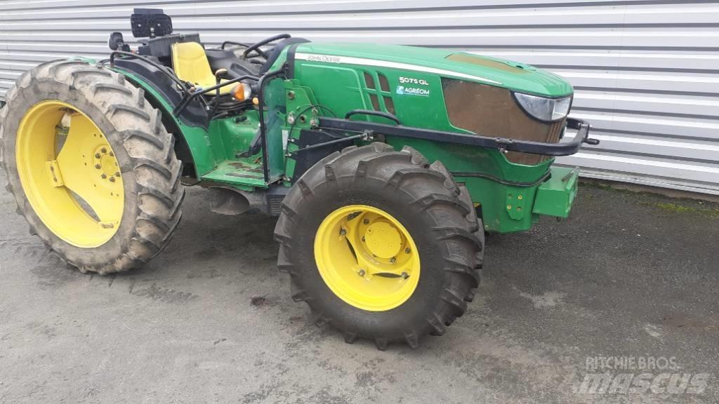 John Deere 5075GL Tractors