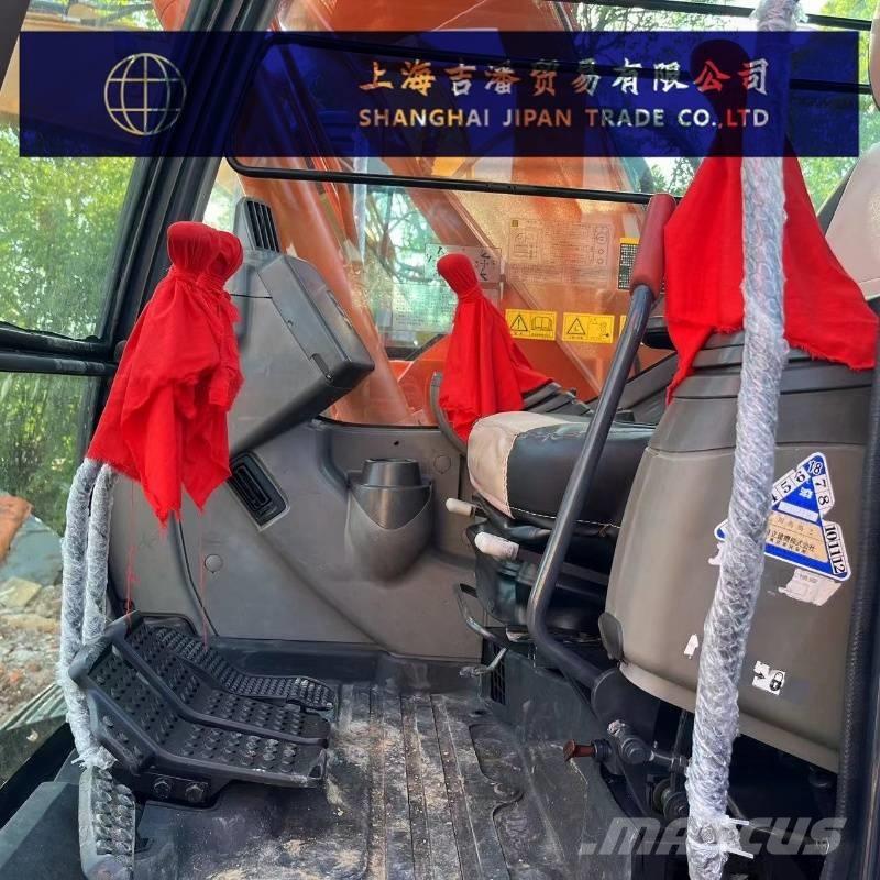 Hitachi ZX 135 Mini excavators  7t - 12t