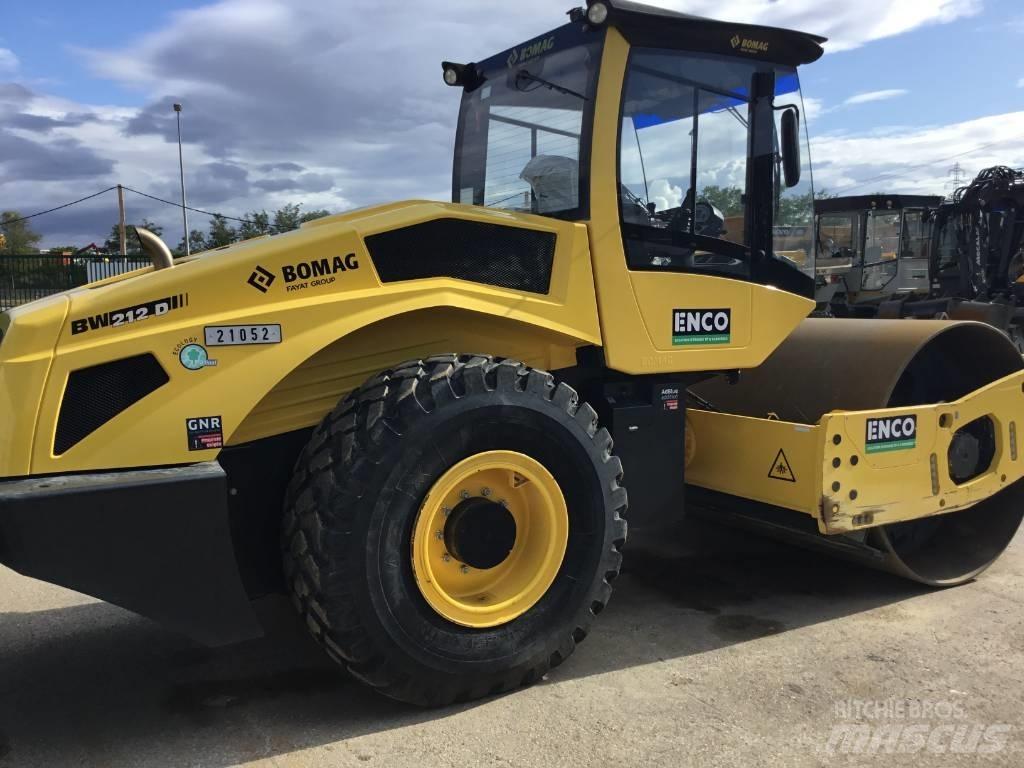 Bomag BW212D5 Soil compactors