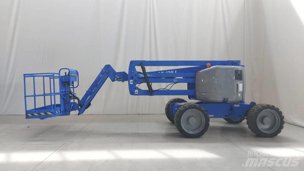 Genie Z 45/25 Articulated boom lifts