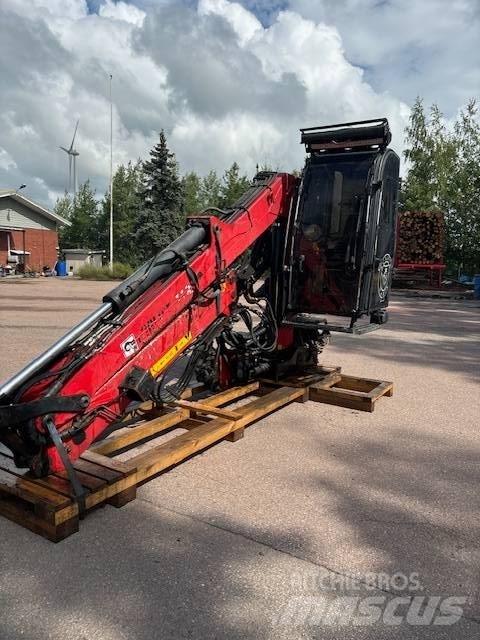 Loglift F118ST9.6 Timber cranes
