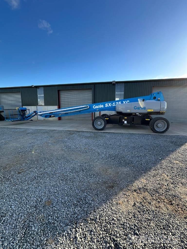 Genie SX 125 XC Telescopic boom lifts