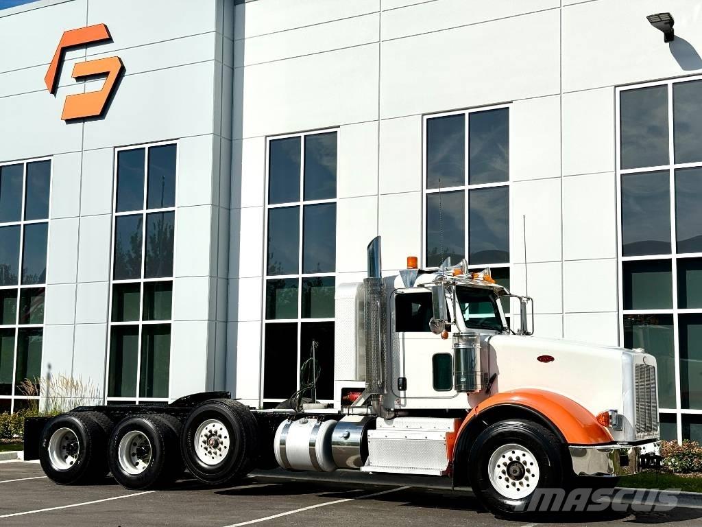 Peterbilt 367 Prime Movers
