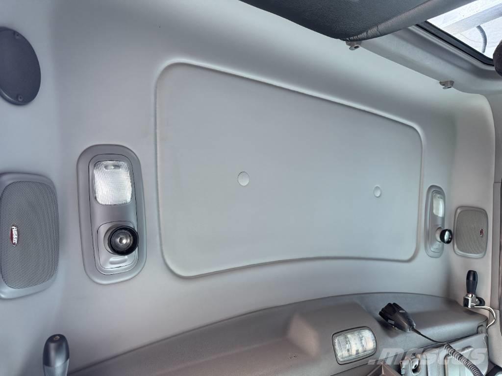 Peterbilt 367 Prime Movers