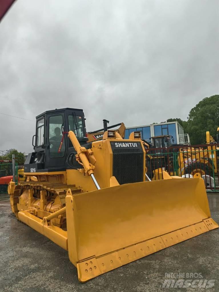Shantui SD 16 Crawler dozers