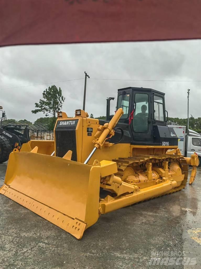 Shantui SD 16 Crawler dozers