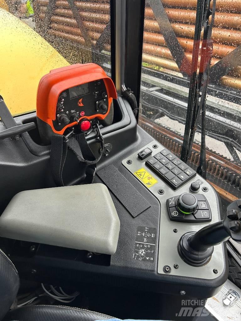 Ditch Witch AT40 Horizontal drilling rigs