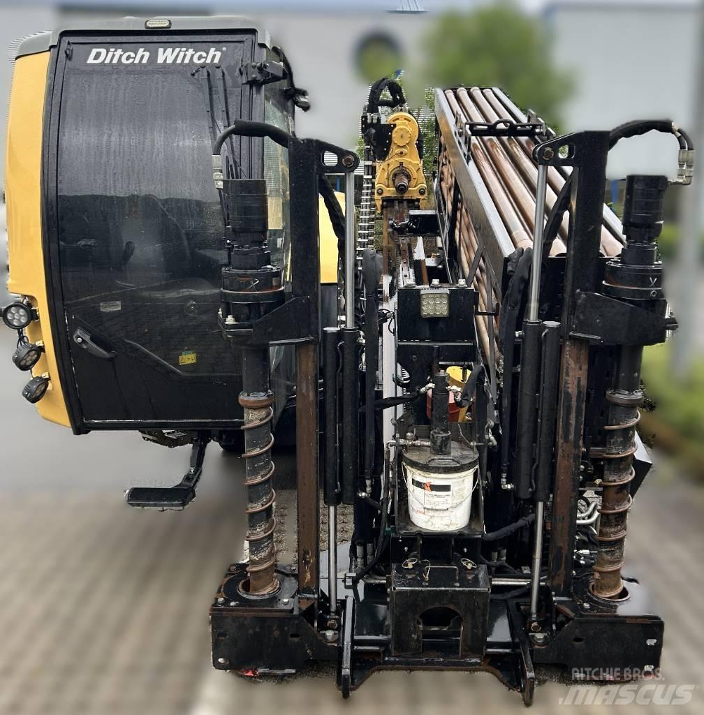 Ditch Witch AT40 Horizontal drilling rigs