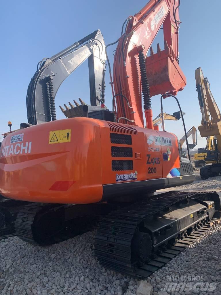 Hitachi ZX 200 Crawler excavators
