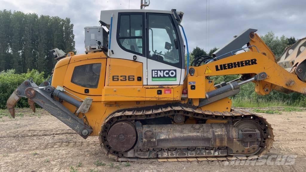 Liebherr LR 636 Crawler loaders