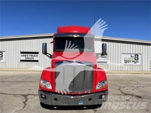 Peterbilt 579 Prime Movers
