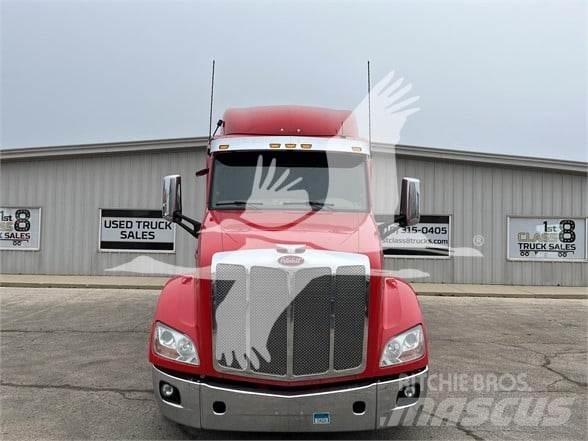 Peterbilt 579 Prime Movers