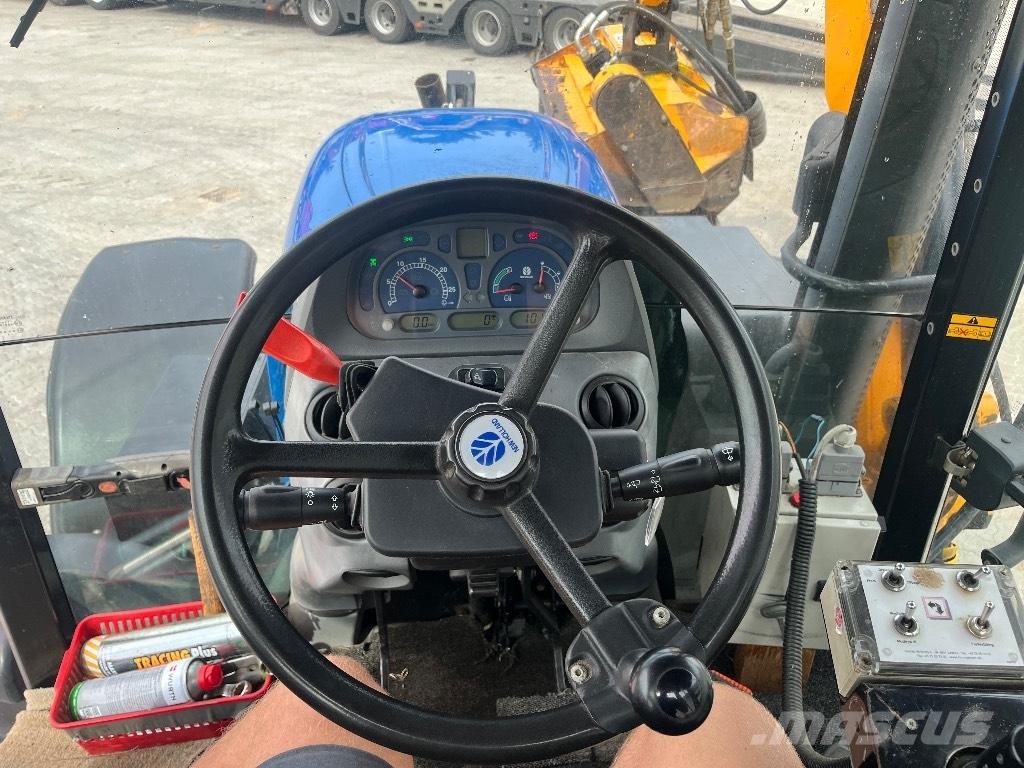 New Holland TS 115 A Tractors