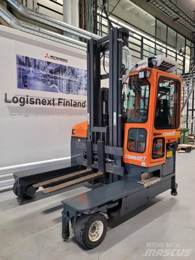 Combilift C 4000 4-way reach truck