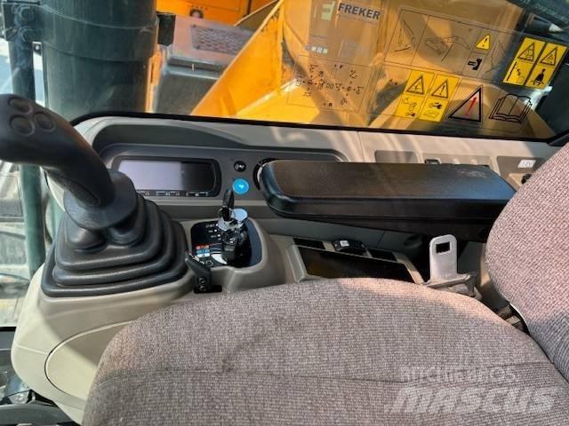 CASE CX 350 B Crawler excavators