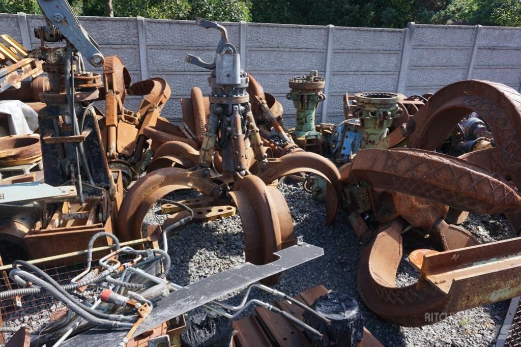 Liebherr GM 65 Grapples
