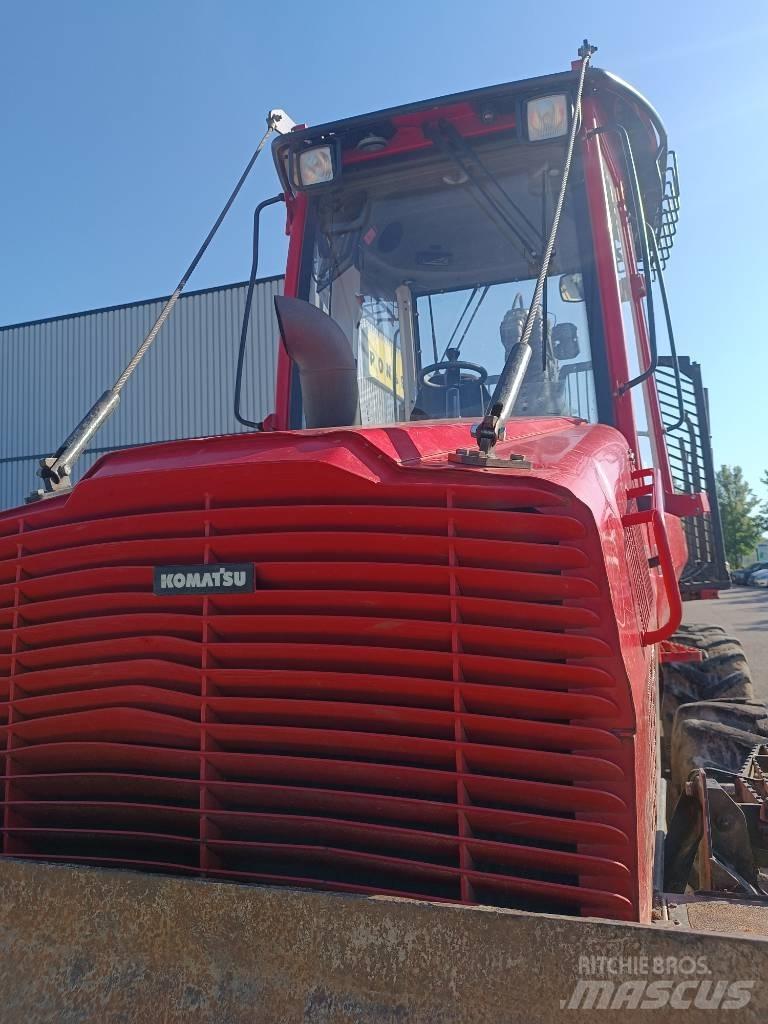 Komatsu KOMATSU 845 Forwarders