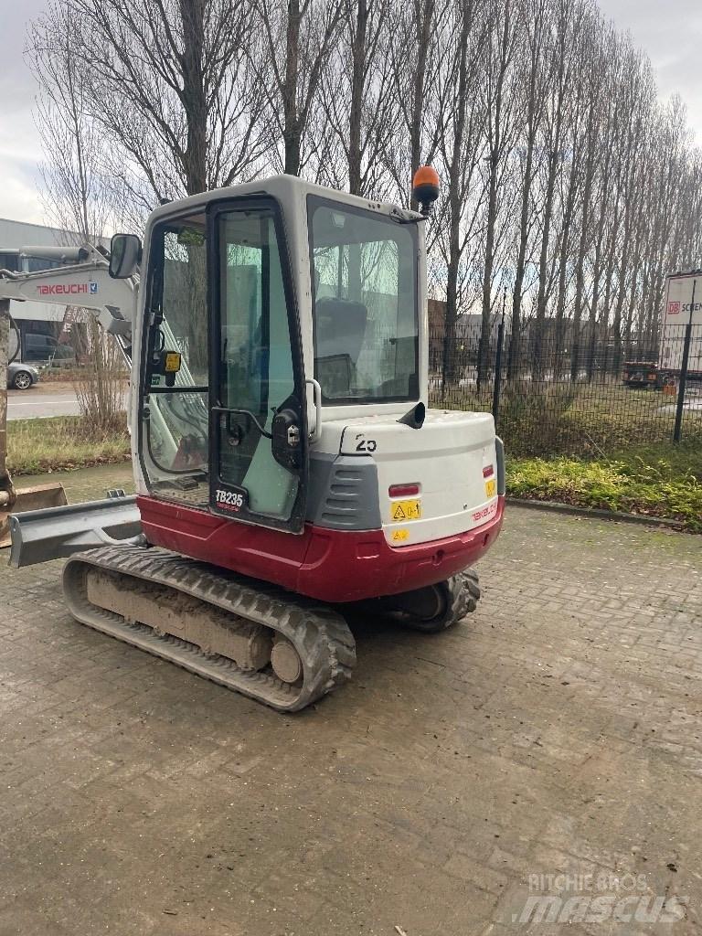 Takeuchi TB 235 Mini excavators < 7t (Mini diggers)