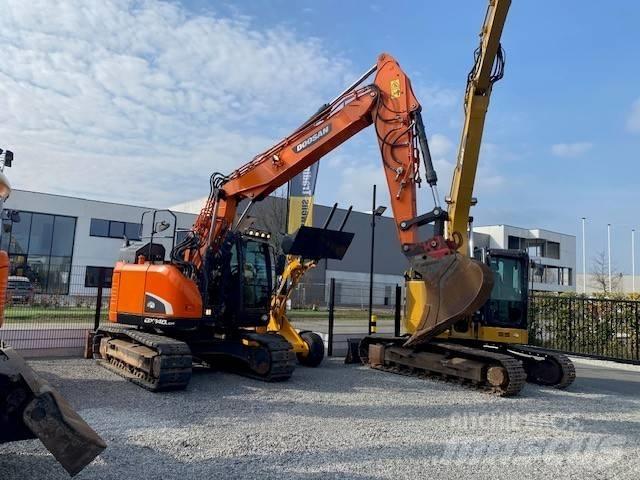 Hitachi 135US-6 Crawler excavators