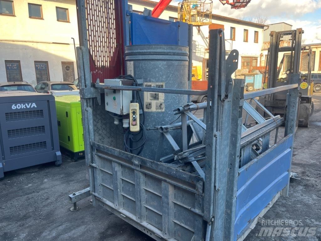 Geda 500 Z ZP Used Personnel lifts and access elevators