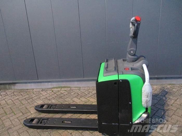 Cesab P320 Low lift with platform