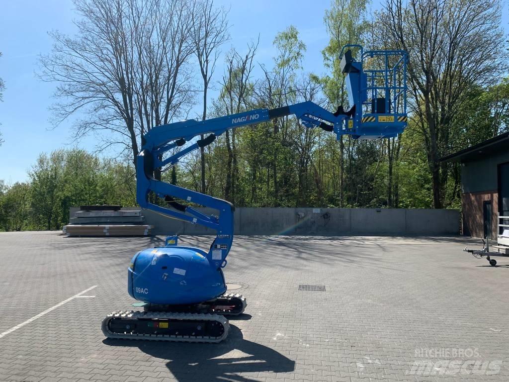 Nagano 09AC Articulated boom lifts