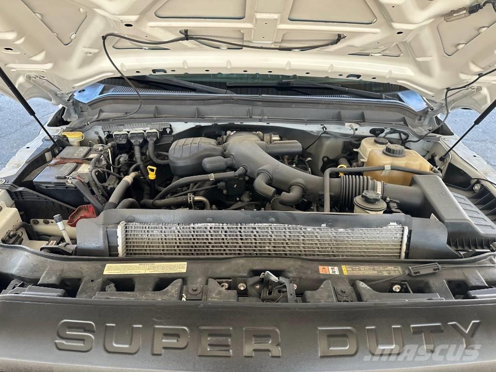 Altec AT 235 Truck mounted platforms